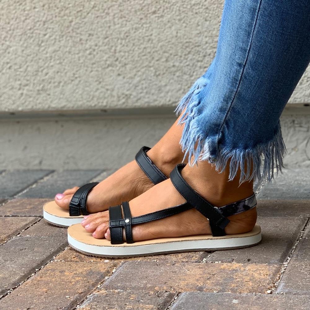 Black Universal Slim Slingback Flatform Sandal - Picture 5 of 8